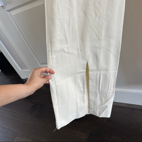 NWT Alexis Rohani Halter Jumpsuit New Size medium. Elegant Cream Jumpsuit - Picture 7 of 11